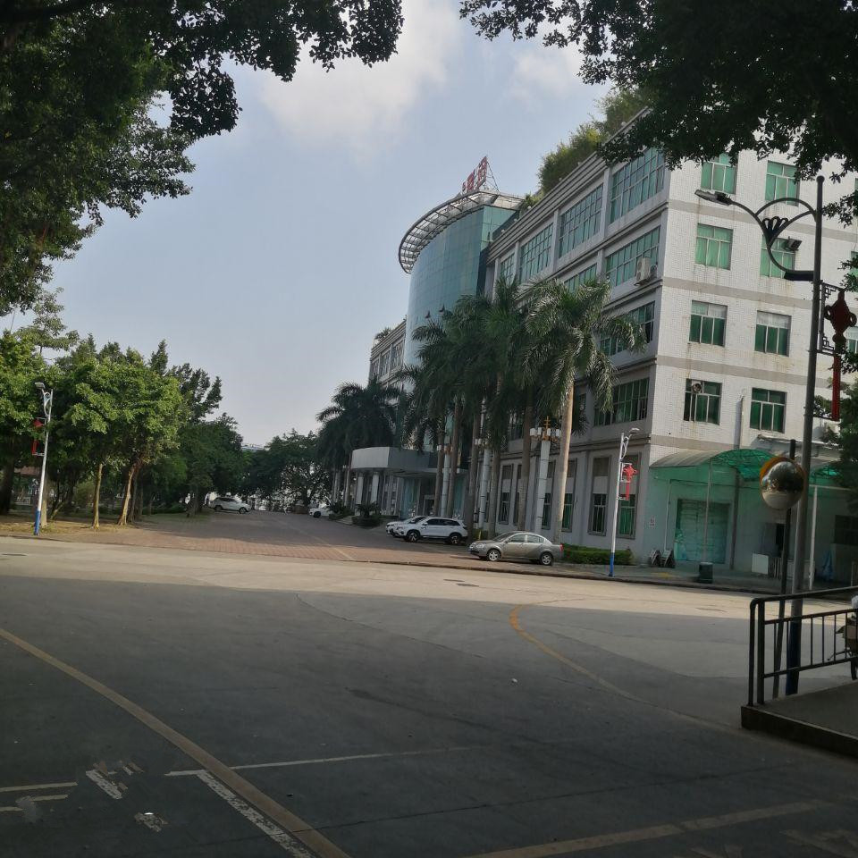 横岗西坑红本原房东花园式独院楼上厂房出租