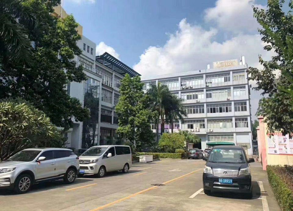 坪山坑梓新出楼上带精装修厂房1450平出租,