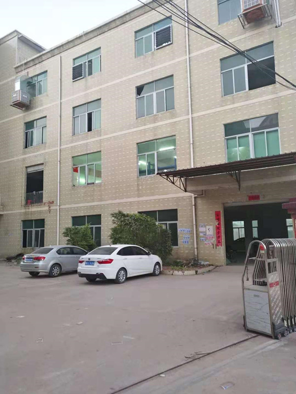 坪山坑梓新出原房东一二楼分别1000平厂房出租可以分租