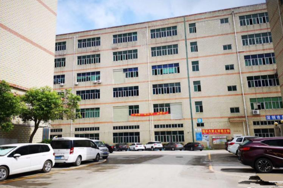 坪山高速路口旁新出带精装修厂房1500平米出租，可办环评