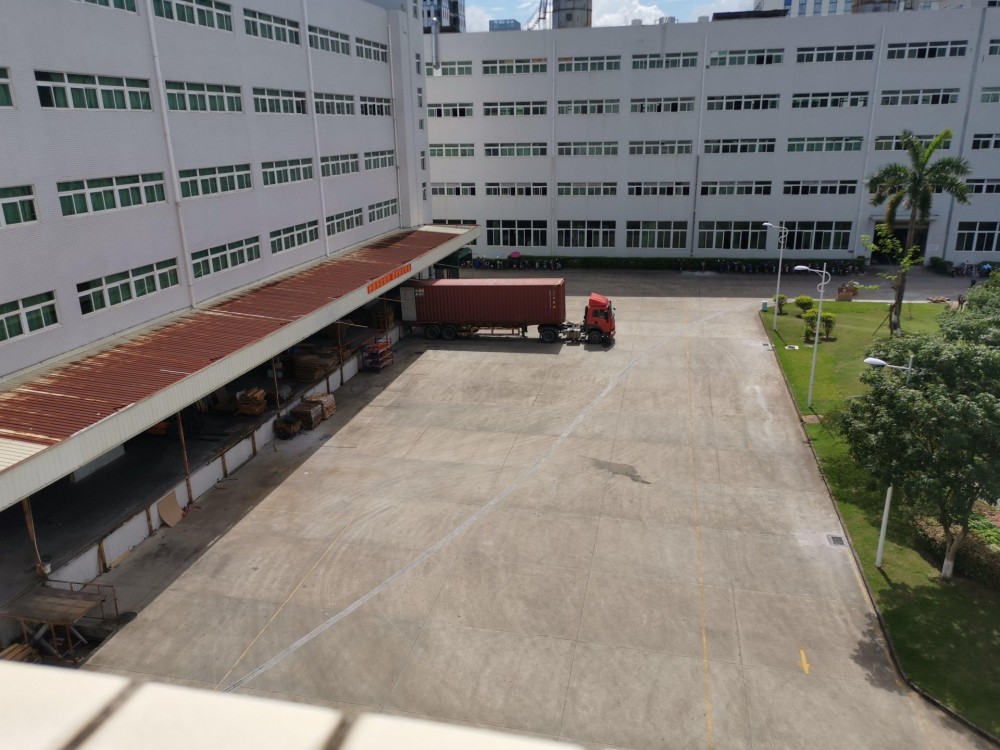 龙岗中心城爱联工业区原房东厂房1500平米出租