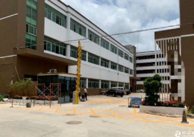 龙岗龙东新出独院厂房三层两栋10800平米，200平米起分租